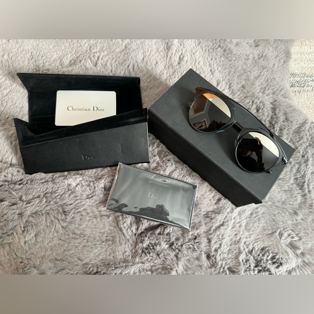 CHRISTIAN DIOR SUNGLASSES